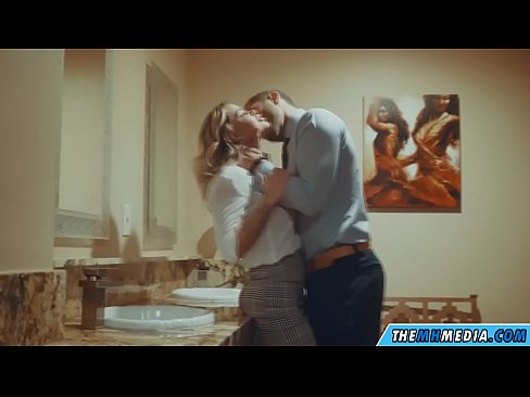 ❤️ Thaum ib tug busty blonde ntxias koj nyob rau hauv ib tug pej xeem chav dej ❤️ Porno ntawm hmn.kassa-standupbar.ru% ☑
